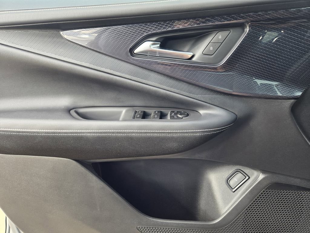 2025 Chevrolet Blazer EV LT - Photo 15
