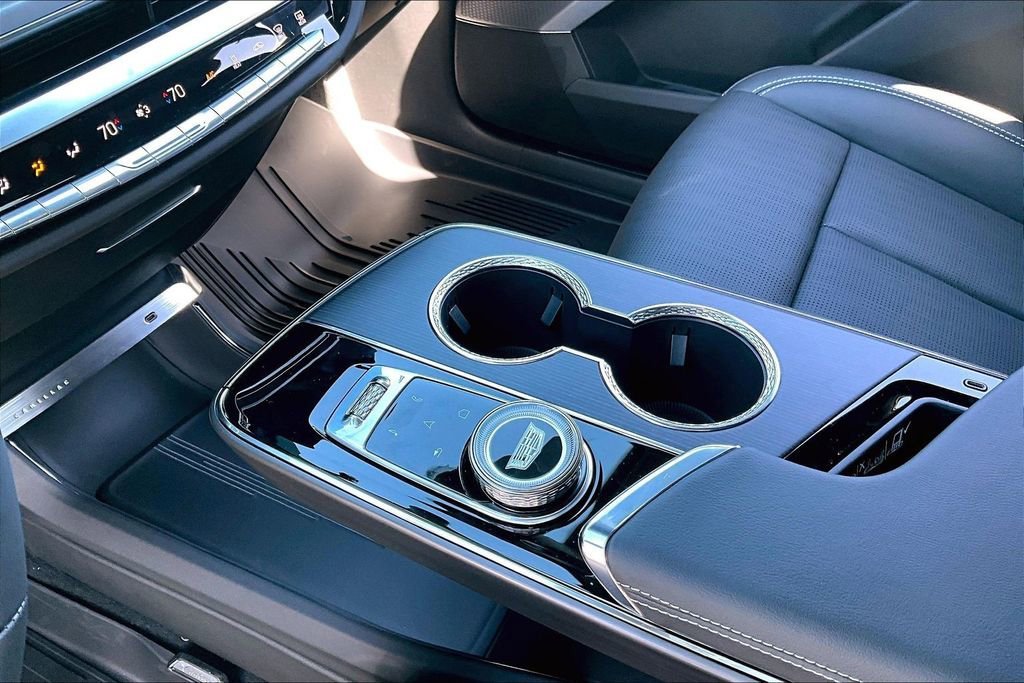 2026 Cadillac LYRIQ Premium Sport - Photo 8