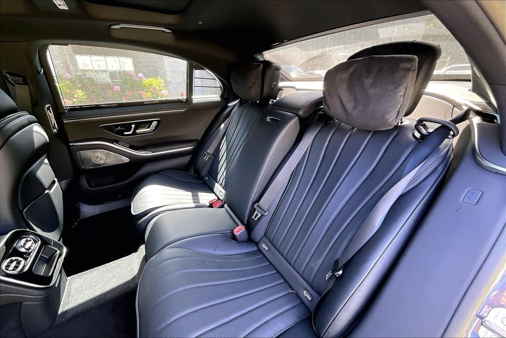 New 2027 Gray Mercedes-Benz S 500 image 10