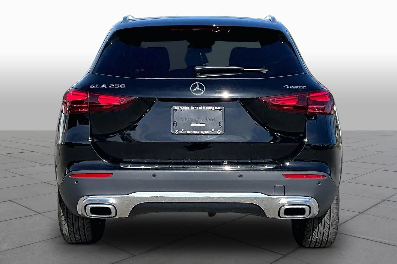 Certified Used 2026 Night Black Mercedes-Benz GLA 250 image 5