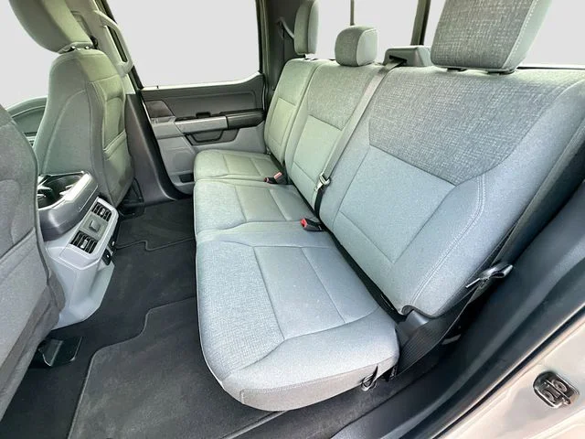 Used 2024 Silver Ford XLT image 32
