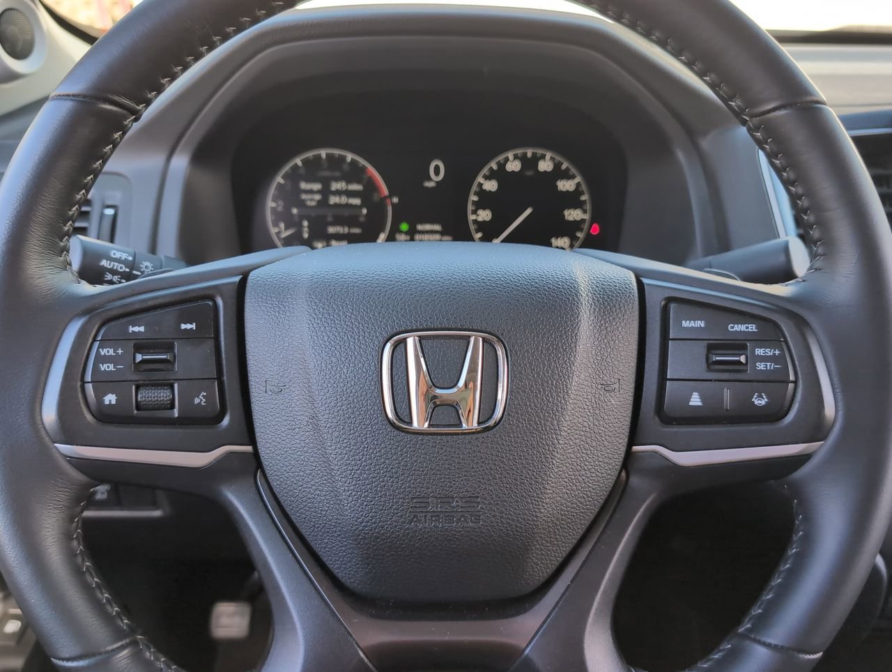 Used 2025 Crystal Black Pearl Honda RTL image 18