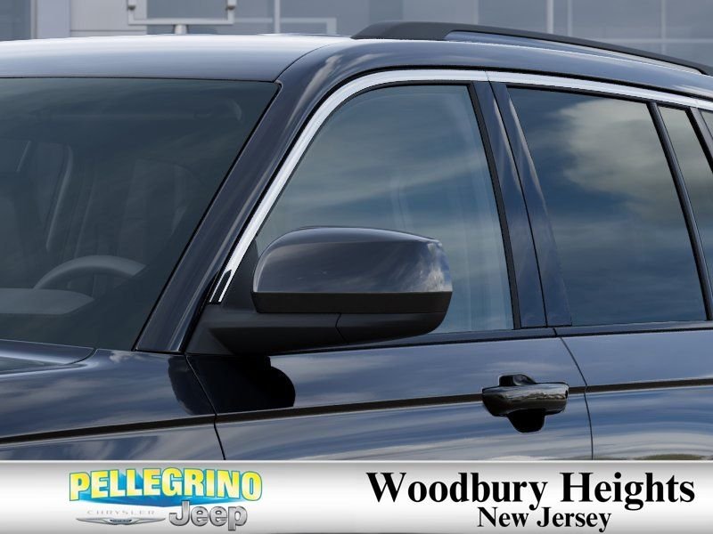 New 2026 Diamond Black Crystal Pearl-Coat Exterior Paint Jeep Laredo X image 12