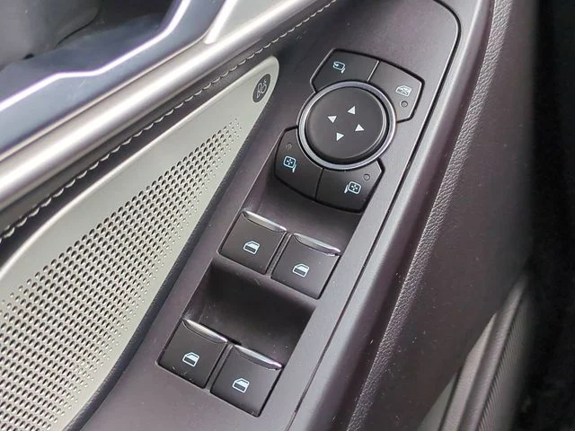Used 2020 Silver Spruce Metallic Ford ST image 25