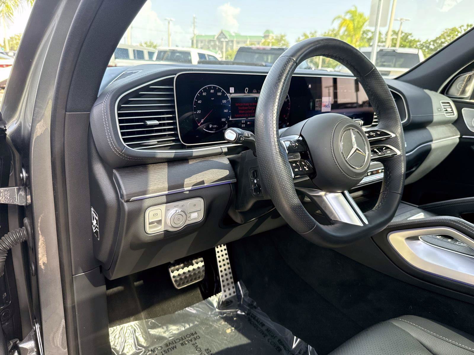 Certified Used 2025 Selenite Gray Metallic Mercedes-Benz 450 image 18