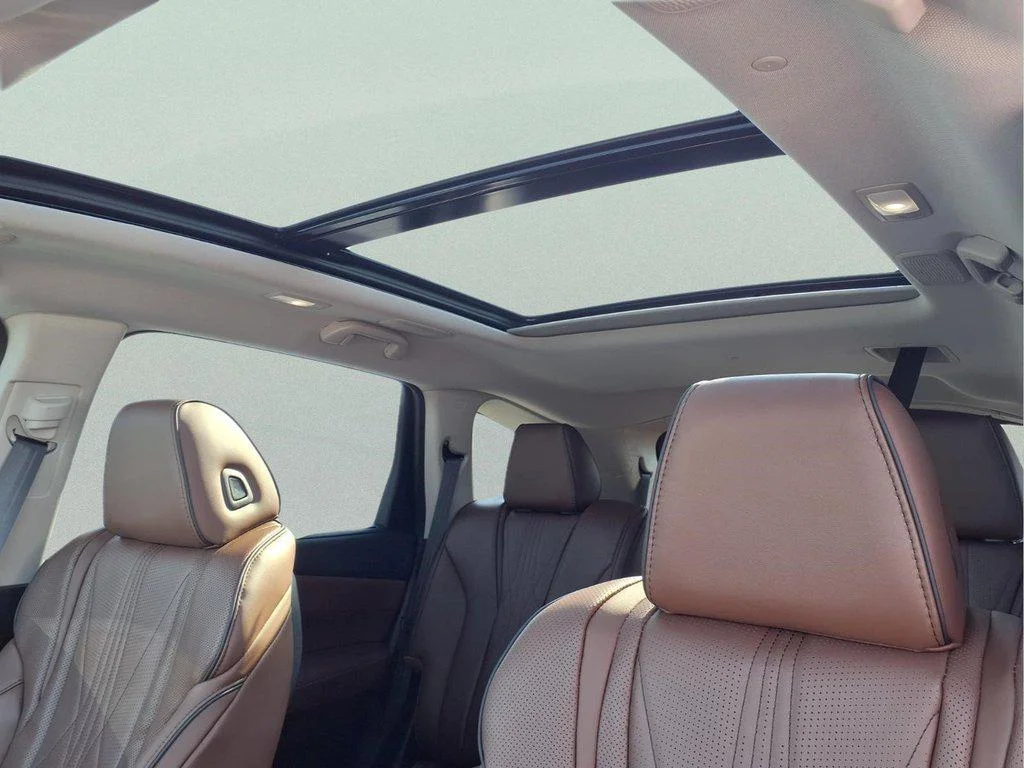 New 2026 Platinum White Pearl Acura Advance Package image 17