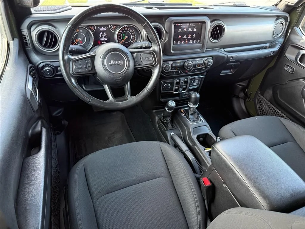 Used 2022 Green Jeep Willys image 20