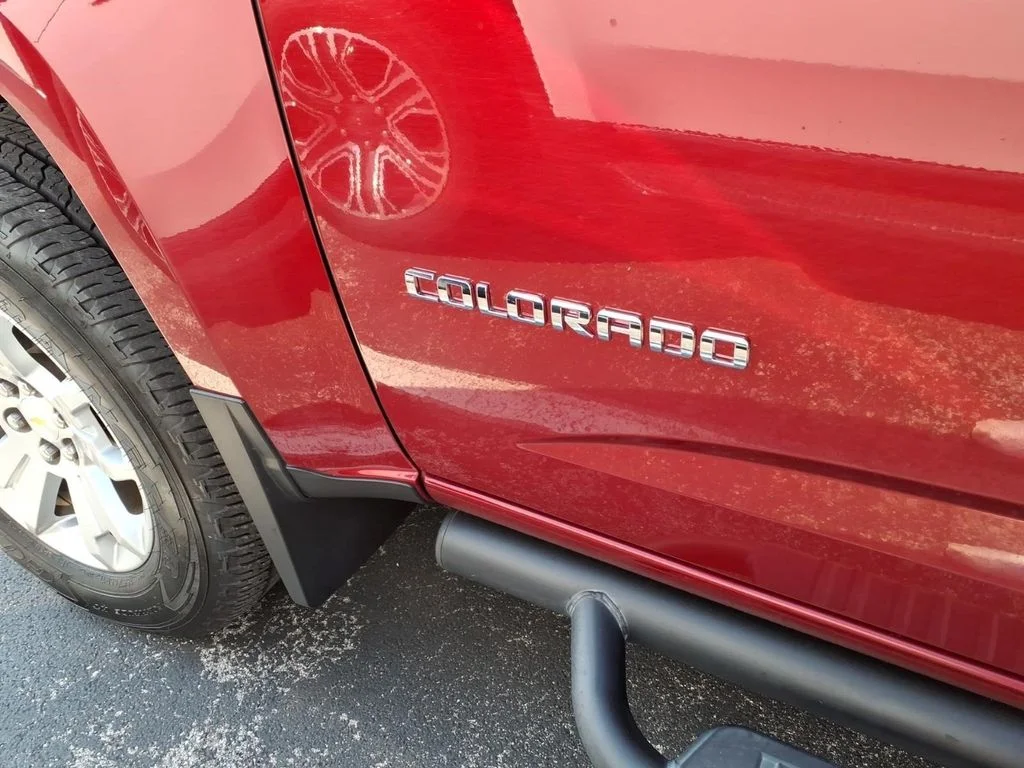 Used 2019 Red Chevrolet LT image 20