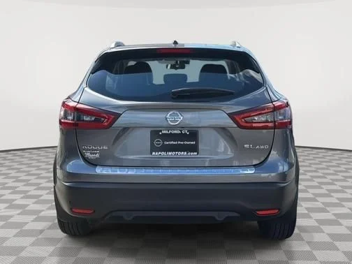 Certified Used 2022 Gray Nissan SL image 4