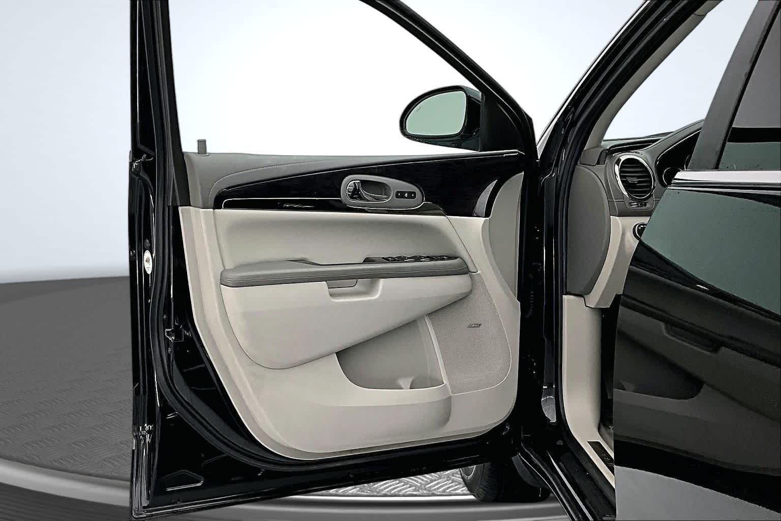 Used 2017 Ebony Twilight Metallic Buick Premium image 23