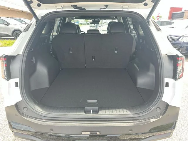 New 2026 Glacial White Pearl Kia X-Line image 22