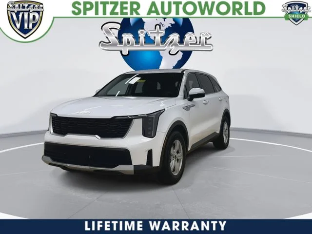 New 2026 Glacial White Pearl Kia LX image 4