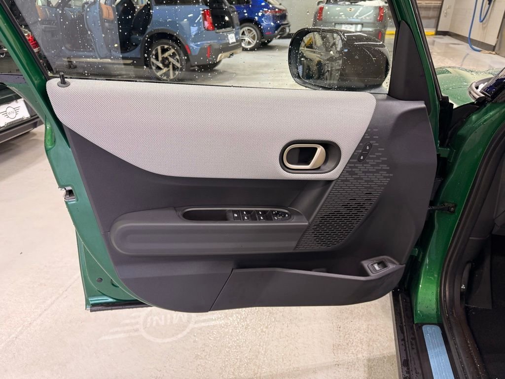 New 2026 British Racing Green IV Met MINI  image 10