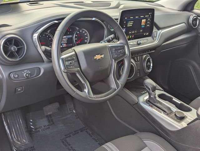 Used 2023 Summit White Chevrolet LT image 2