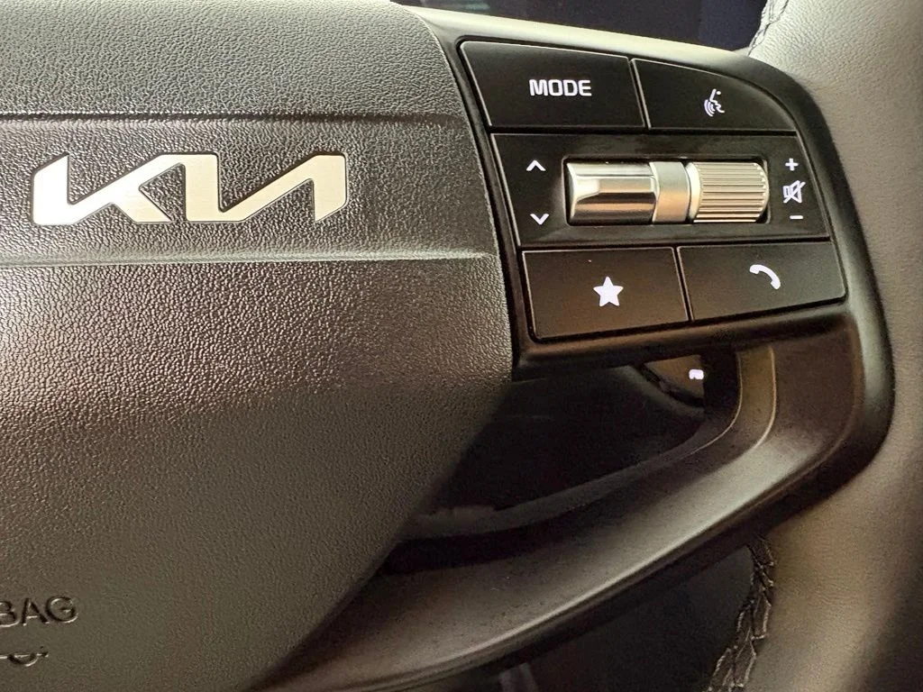 New 2027 Wolf Gray Kia S image 25