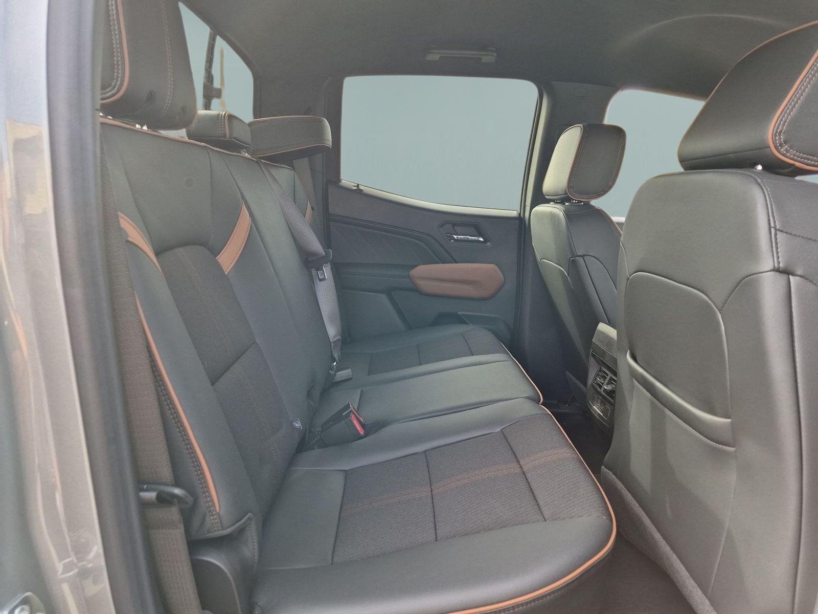 2026 GMC Canyon AT4 - Photo 25