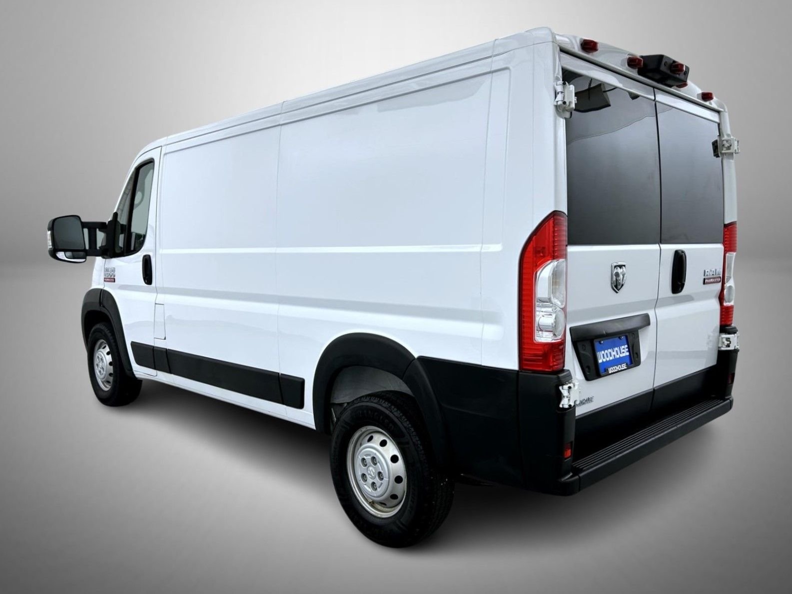 Used 2021 White Ram Low Roof image 7