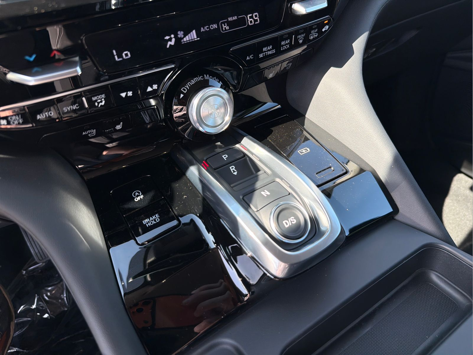 New 2026 Platinum White Pearl Acura Technology Package image 23