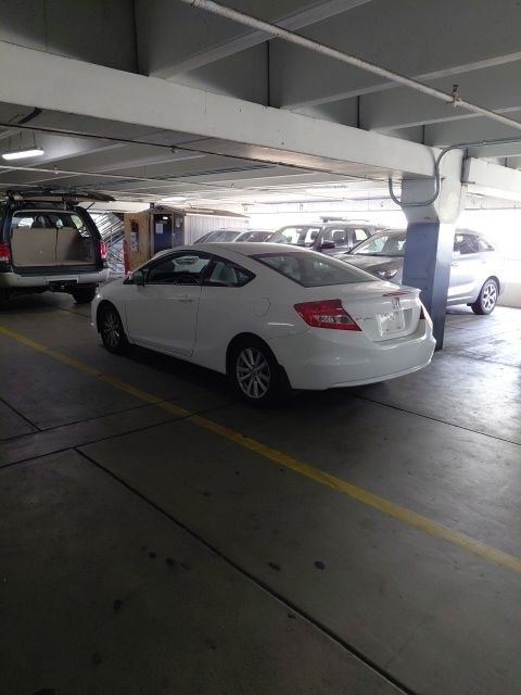 Used 2012  Honda EX-L image 4