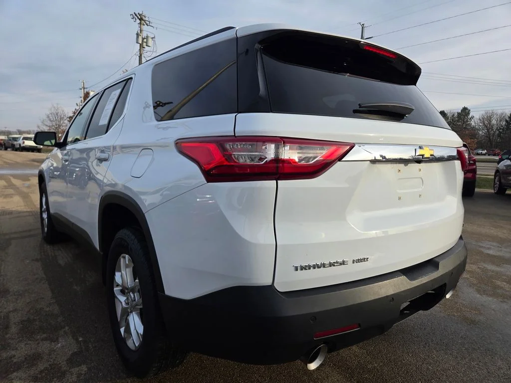 Used 2019 White Chevrolet LT AWD image 39