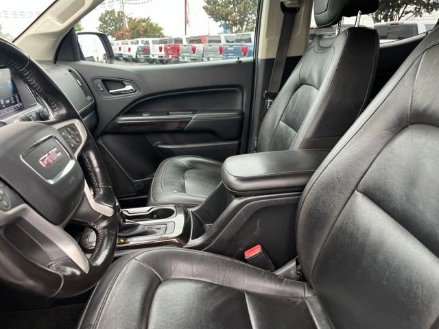 Used 2017 Silver GMC SLT image 9