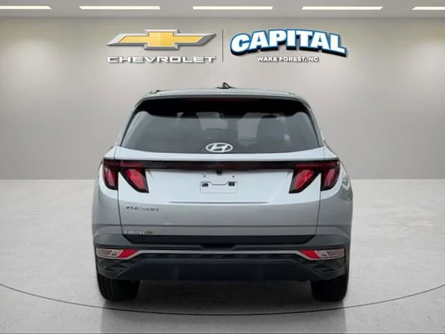 Used 2024 Silver Hyundai SEL image 4