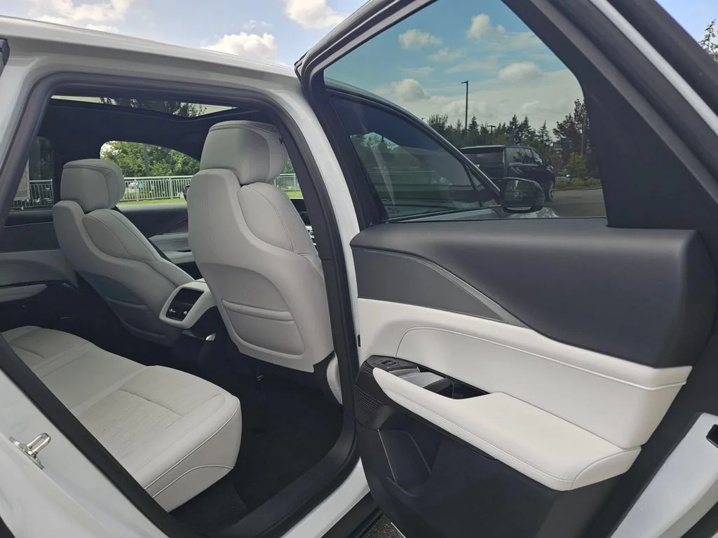 New 2027 Vibrant White Tricoat Cadillac Sport image 14