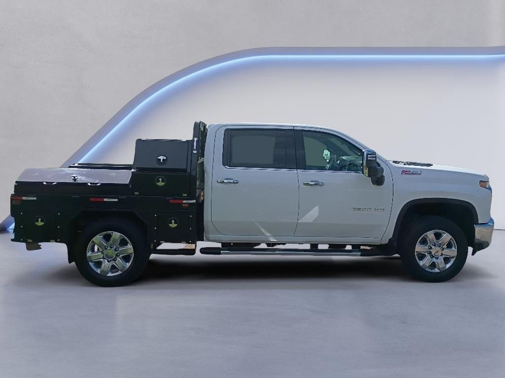 Used 2021 Summit White Chevrolet LTZ image 7
