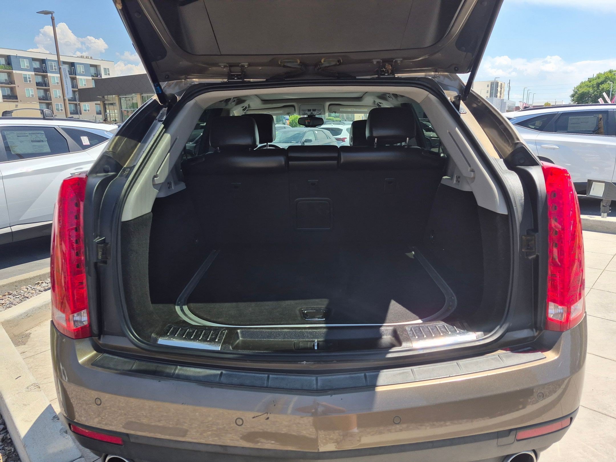 Used 2014 Terra Mocha Metallic Cadillac Luxury Collection image 29