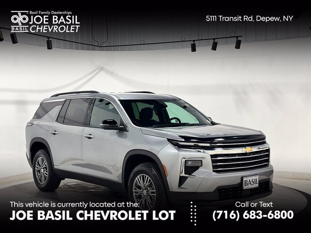 2025 Chevrolet Traverse LT
