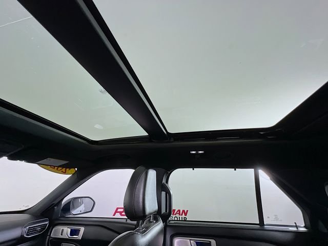Used 2021 White Ford ST image 25