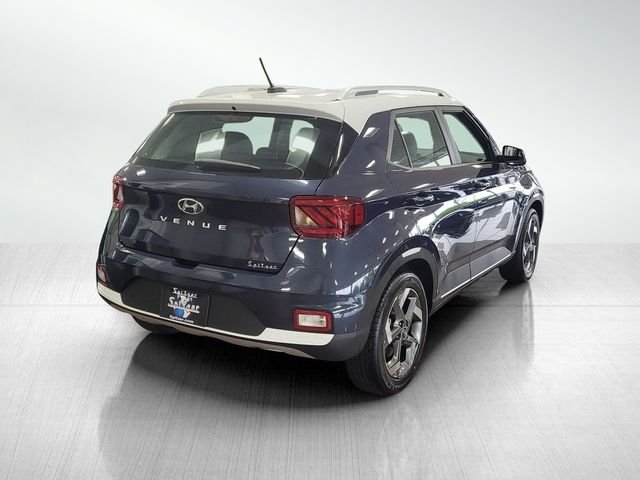 2025 Hyundai Venue Limited - Photo 6