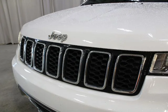 Used 2021 White Jeep Limited image 34