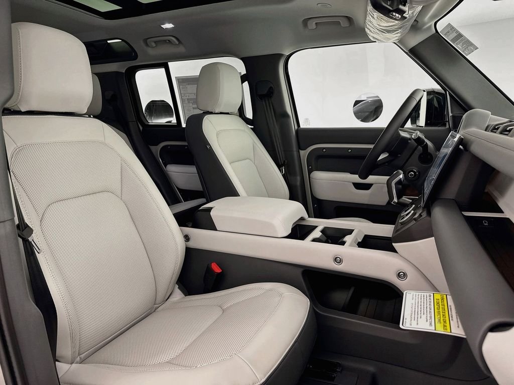 New 2026 Borasco Grey Land Rover X-Dynamic SE image 29