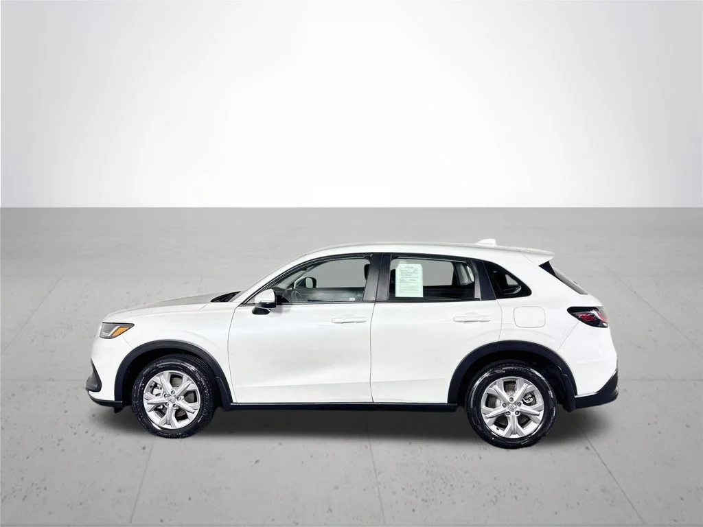 Used 2024 White Honda LX image 9