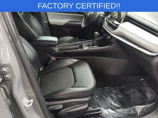 Used 2024 Gray Jeep Latitude image 35