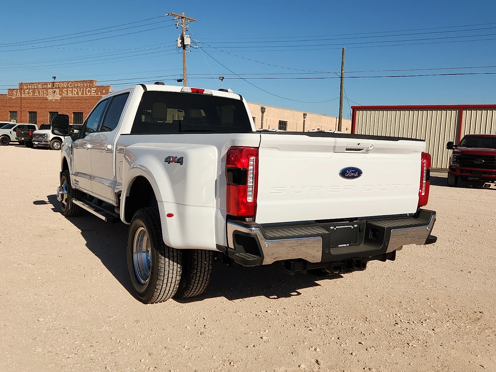 New 2026 Oxford White Ford Lariat image 5