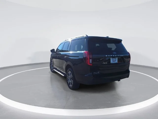 Used 2025 Black Ford Active image 7