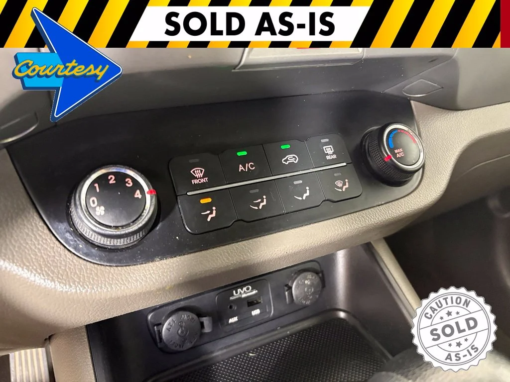 Used 2013 Red Kia LX image 25