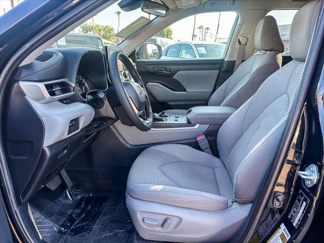 Certified Used 2023 MIDNIGHT BLACK METAL Toyota  image 19
