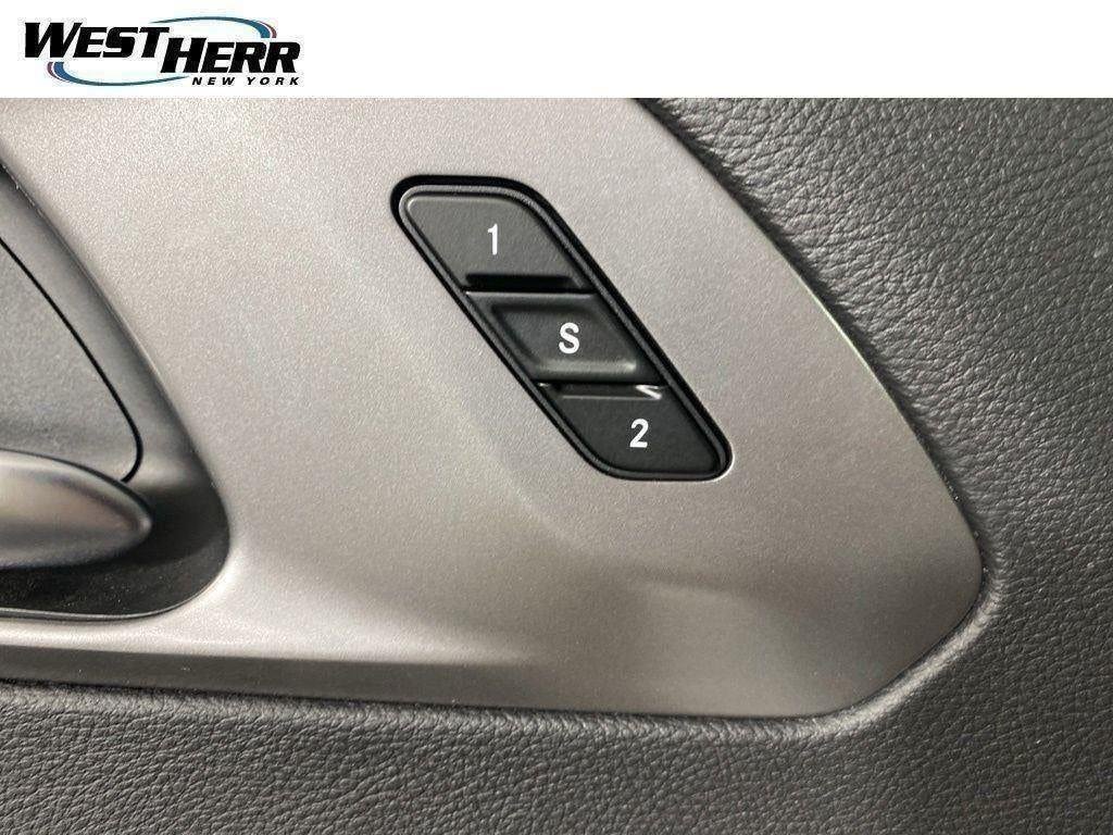 Used 2026 Bright White Clearcoat Chrysler Select image 35