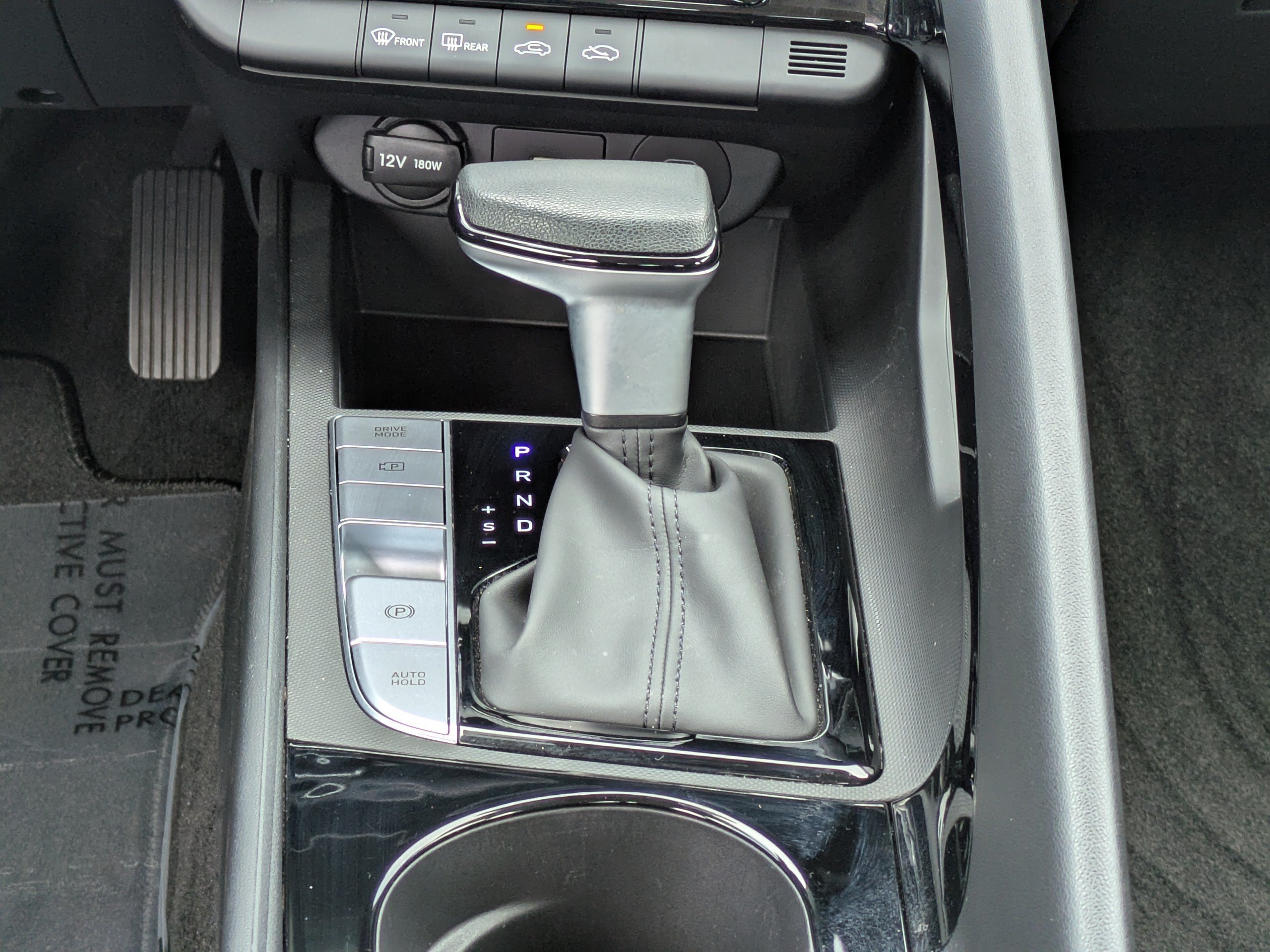 2024 Hyundai Elantra Blue - Photo 17