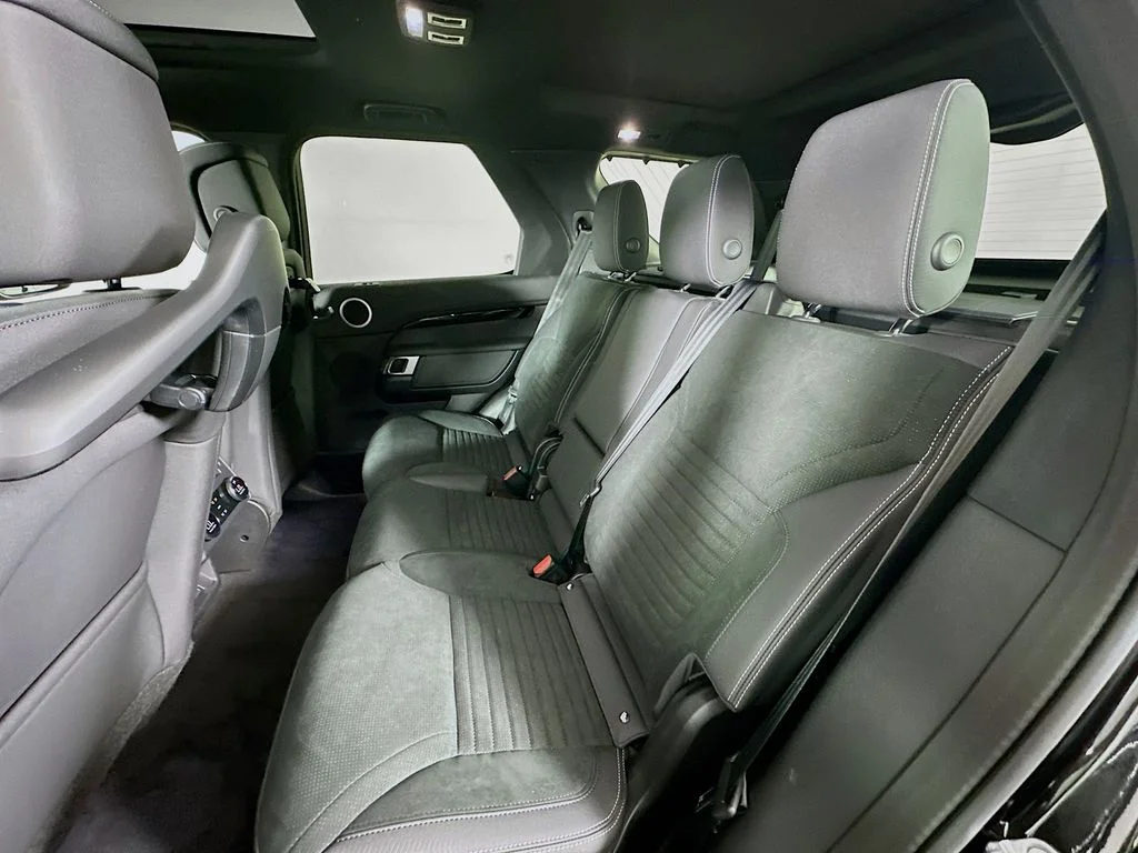 New 2026 Santorini Black Land Rover S image 24