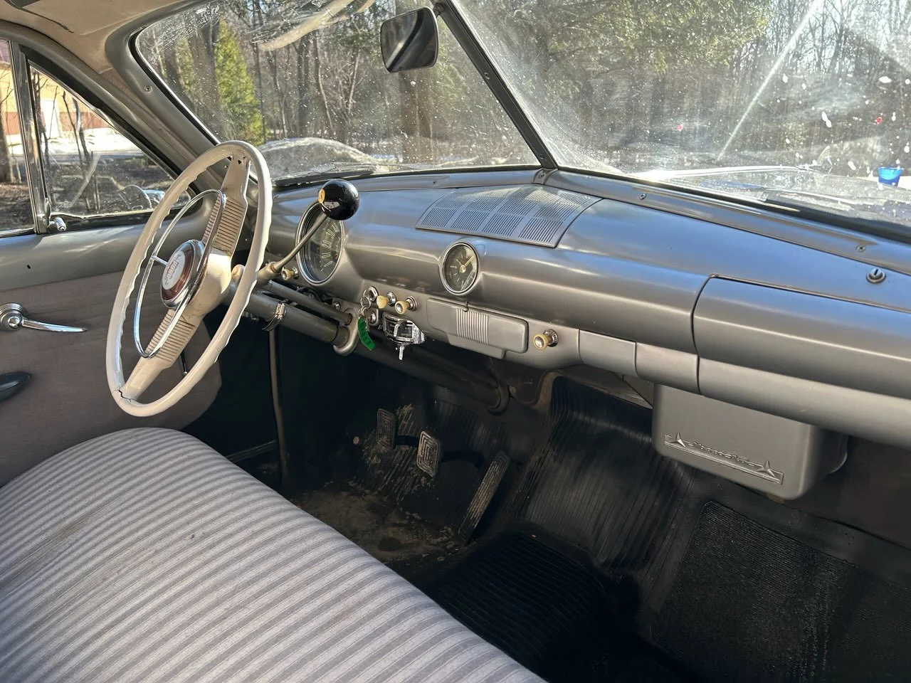 Used 1950  Ford 4Dr image 9