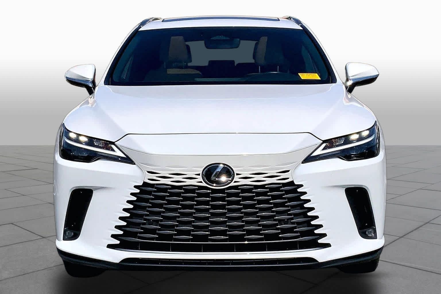 Used 2024 Eminent White Pearl Lexus Premium image 3