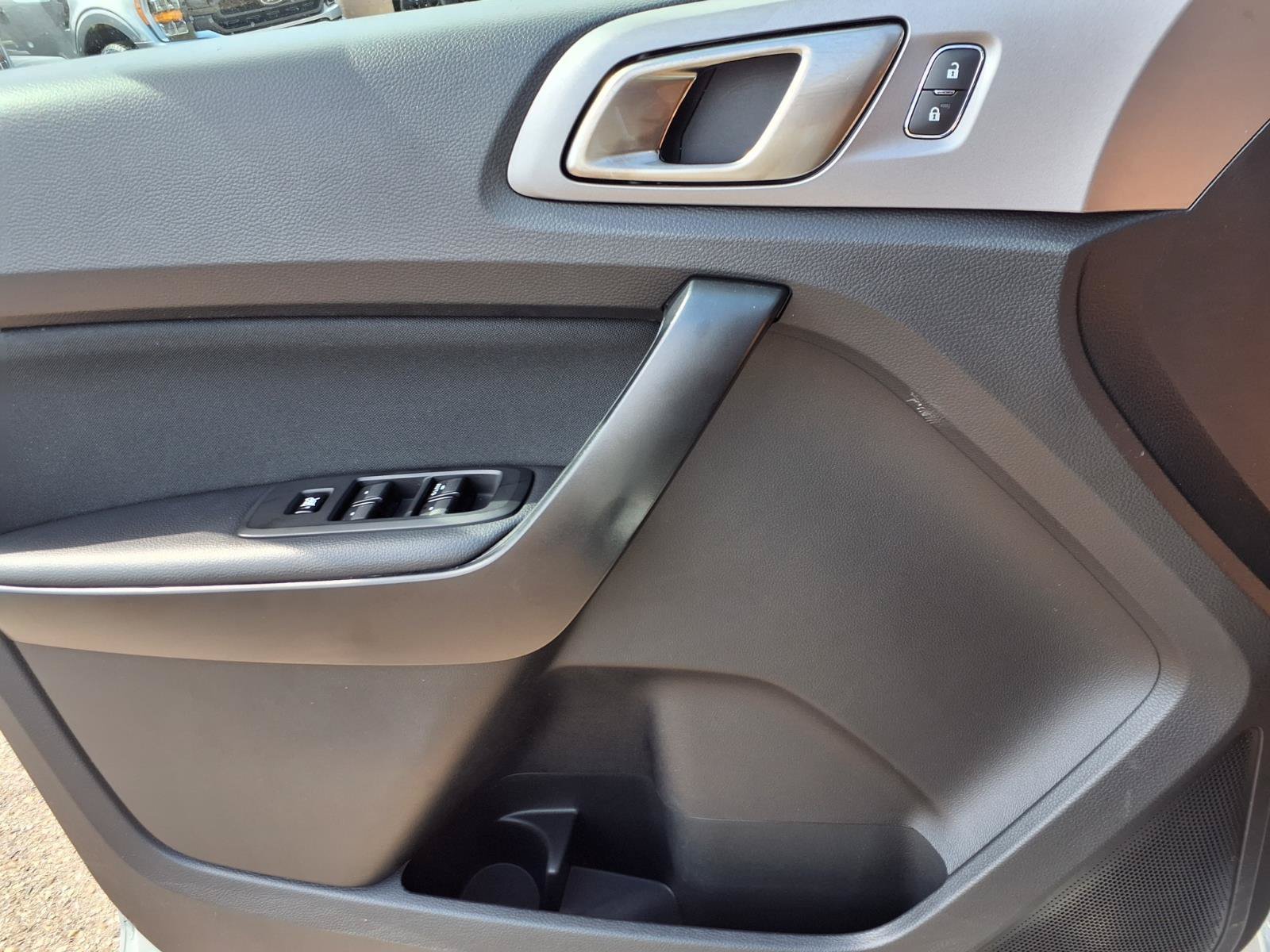 Used 2023 Cactus Ford XLT image 18