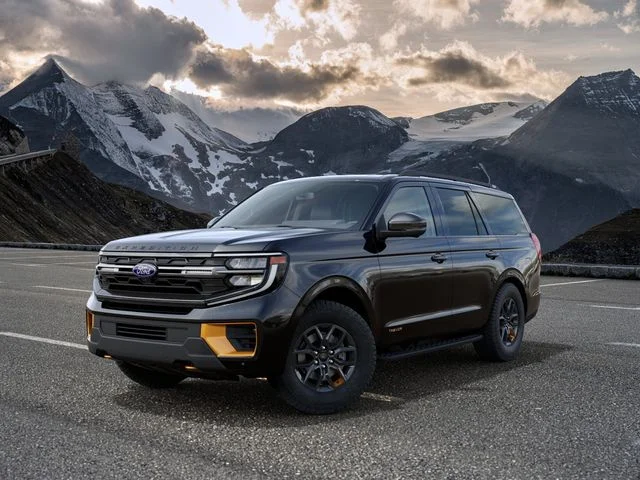 New 2027 Black Metallic Ford Tremor image 2