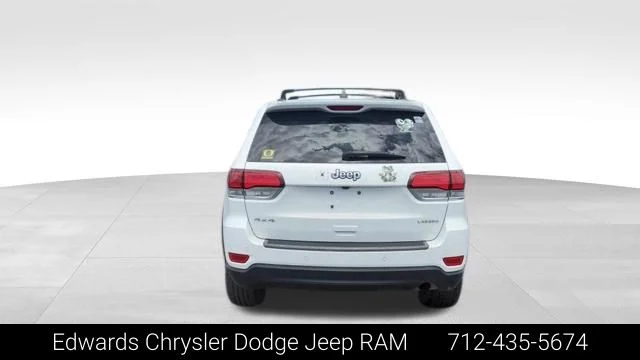 Used 2022 White Jeep Laredo E image 7