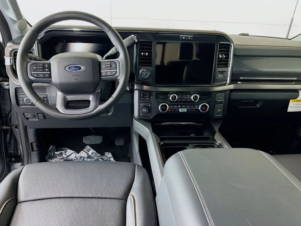New 2026 Carbonized Gray Metallic Ford Lariat image 27