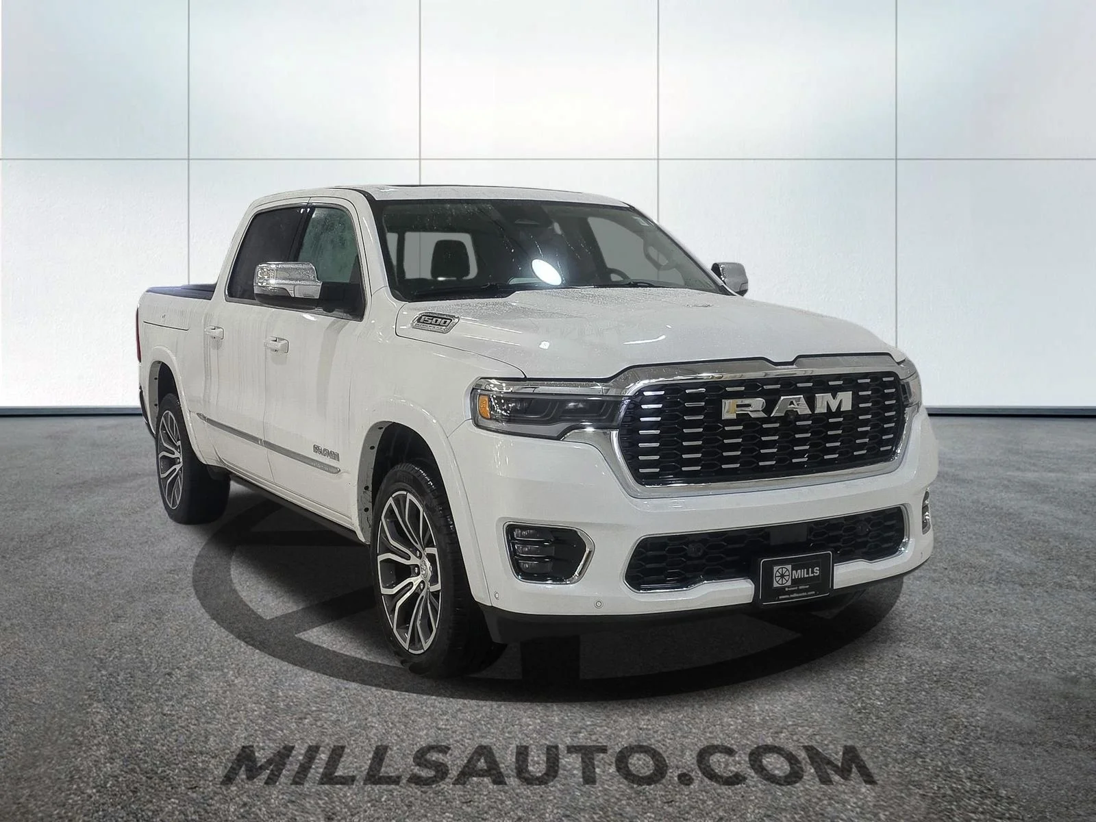 New 2026 Ivory White Tri-Coat Pearl-Coat Exterior Paint RAM Tungsten image 11